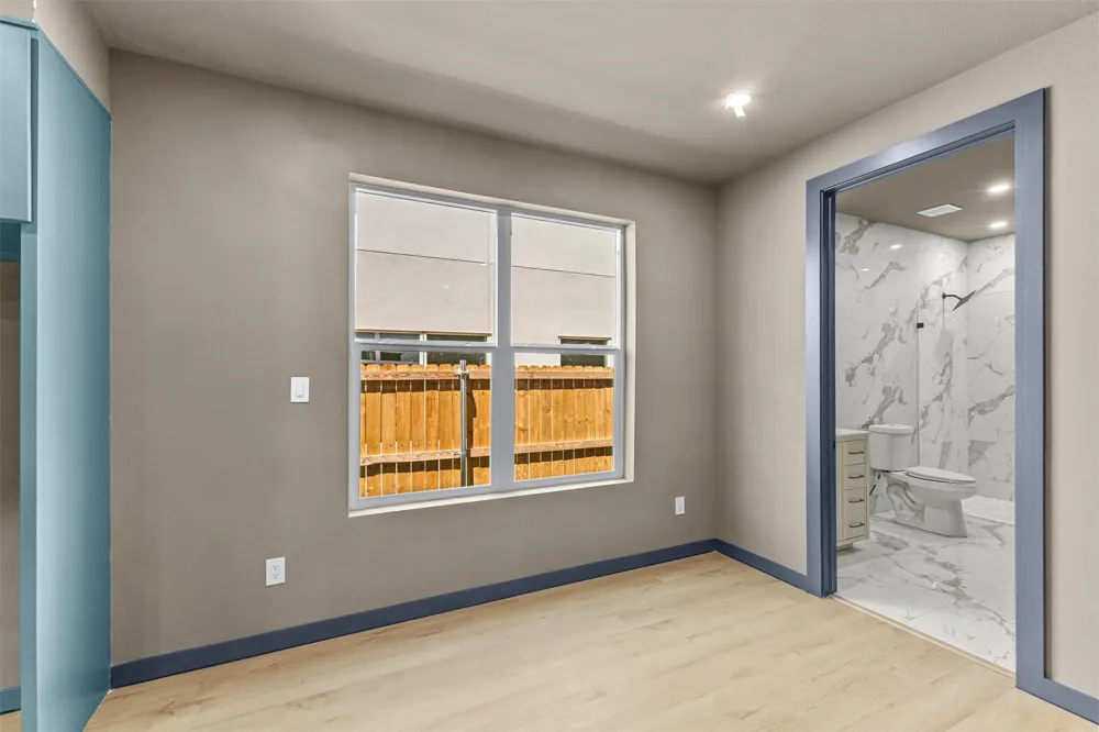 818 Lambert Street Dallas, TX 75203
