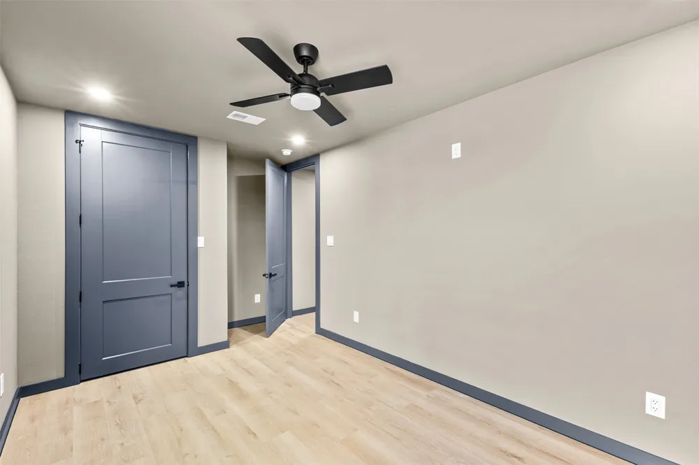 818 Lambert Street Dallas, TX 75203