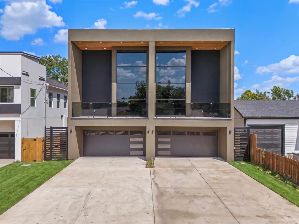 818 Lambert Street Dallas, TX 75203