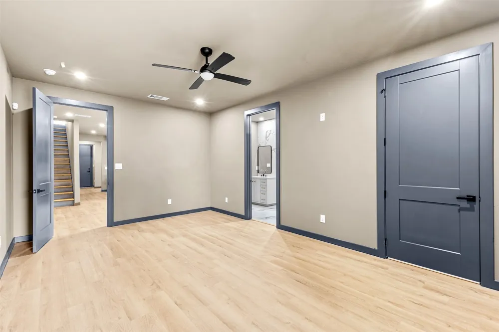 818 Lambert Street Dallas, TX 75203