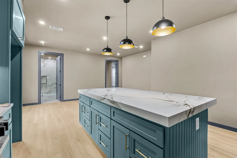 818 Lambert Street Dallas, TX 75203