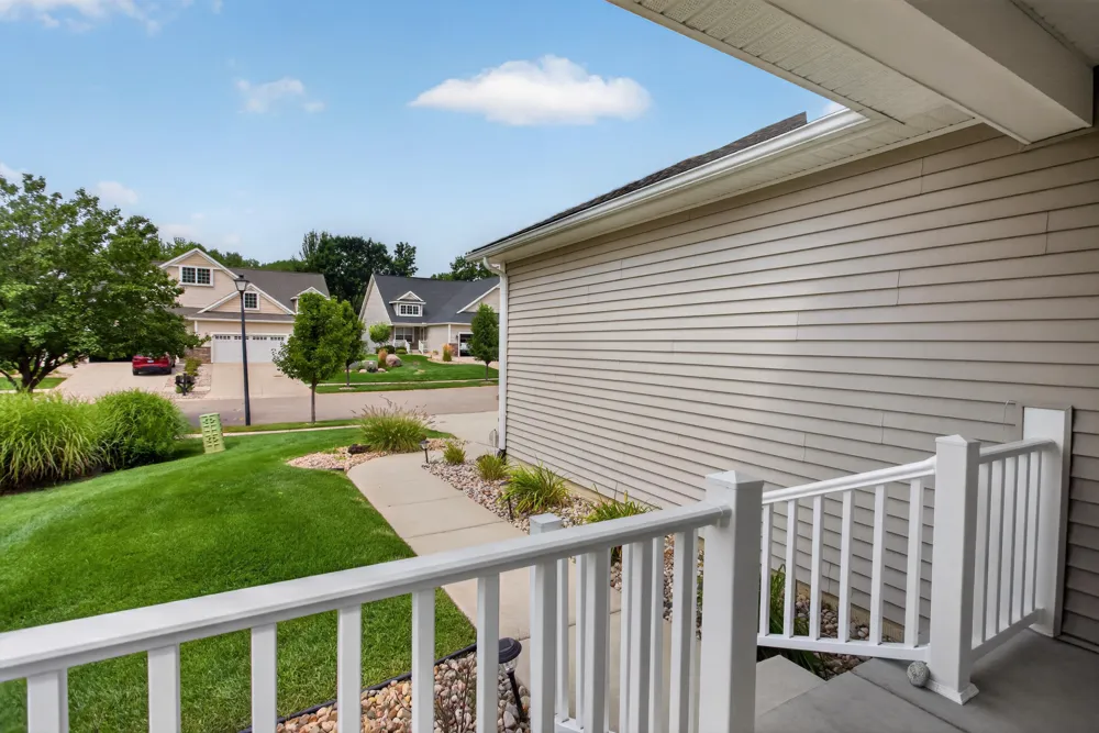 4043 Stoneridge Drive Jackson, MI 49203