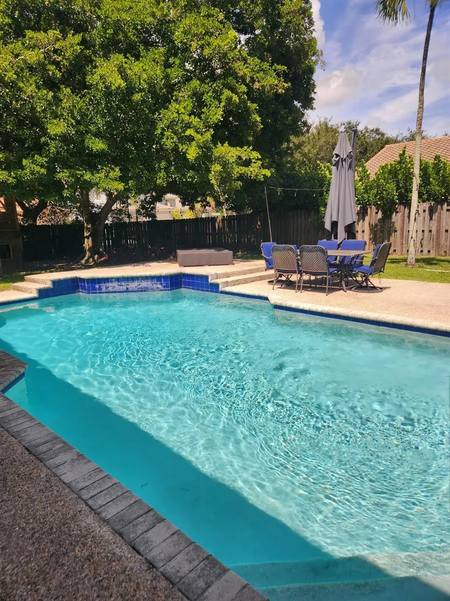 3877 BIMINI AVENUE Cooper City, FL 33026