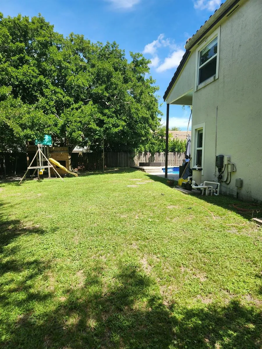 3877 BIMINI AVENUE Cooper City, FL 33026