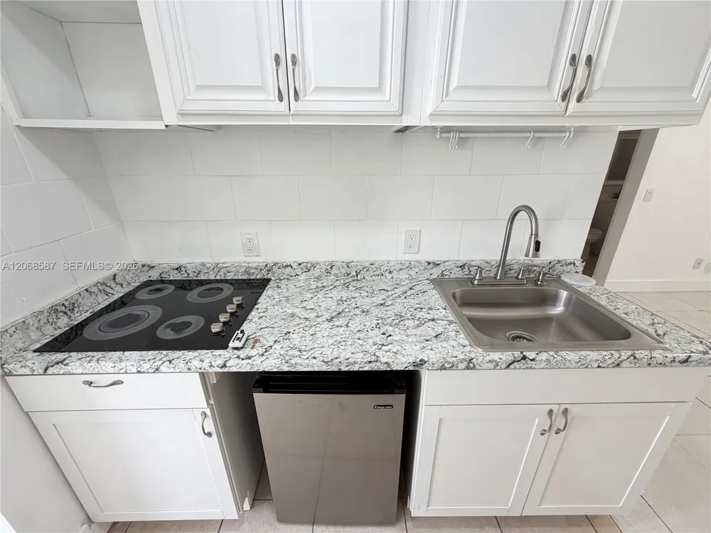4229 Bougainvilla Dr #2 Lauderdale By The Sea, FL 33308