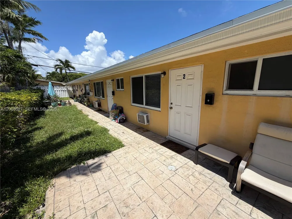 4229 Bougainvilla Dr #2 Lauderdale By The Sea, FL 33308