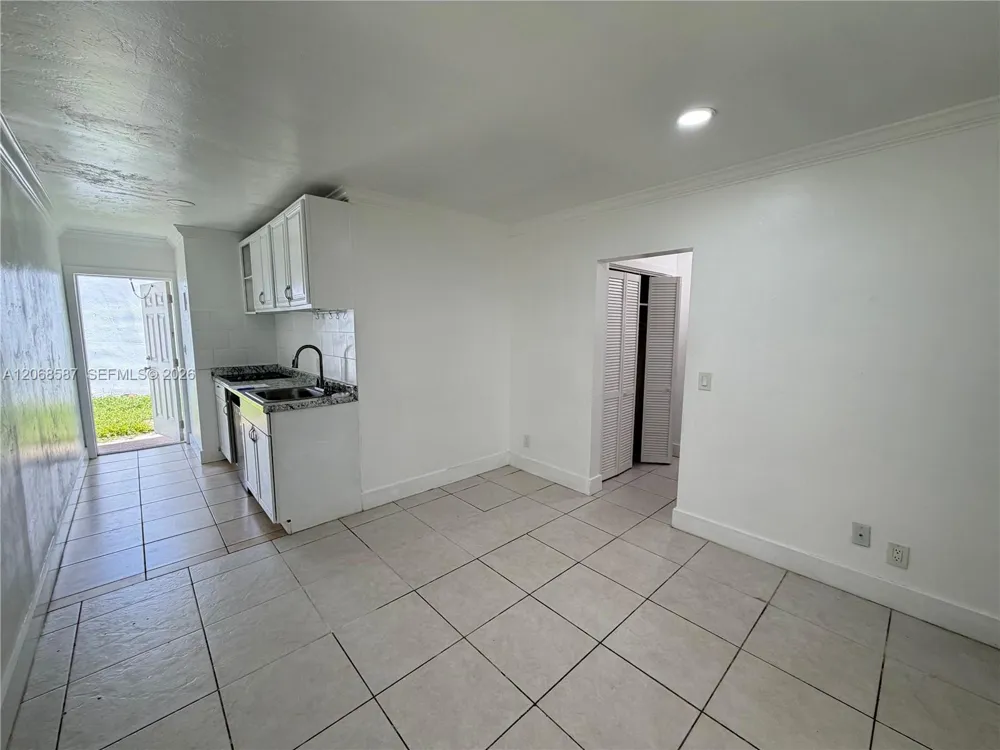 4229 Bougainvilla Dr #2 Lauderdale By The Sea, FL 33308