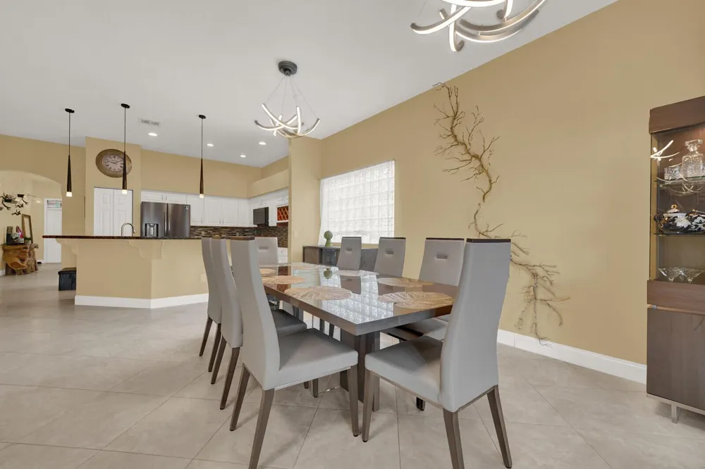 18453 OLD PRINCETON LANE Boca Raton, FL 33498
