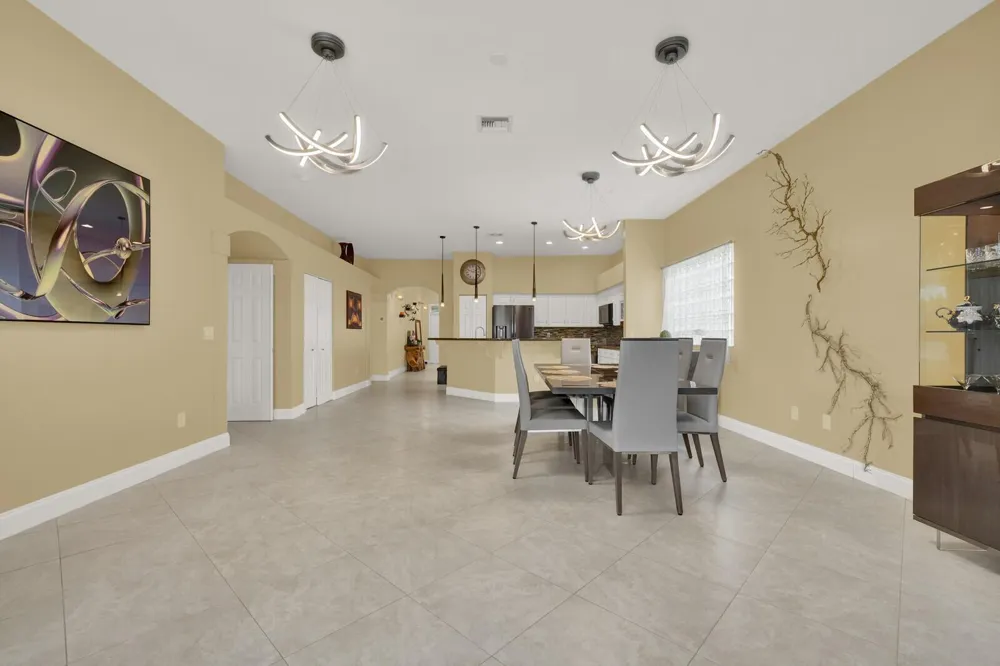18453 OLD PRINCETON LANE Boca Raton, FL 33498