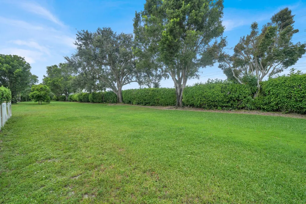 18453 OLD PRINCETON LANE Boca Raton, FL 33498