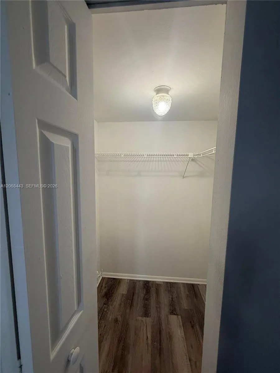 8020 Colony Cir N #306 Tamarac, FL 33321