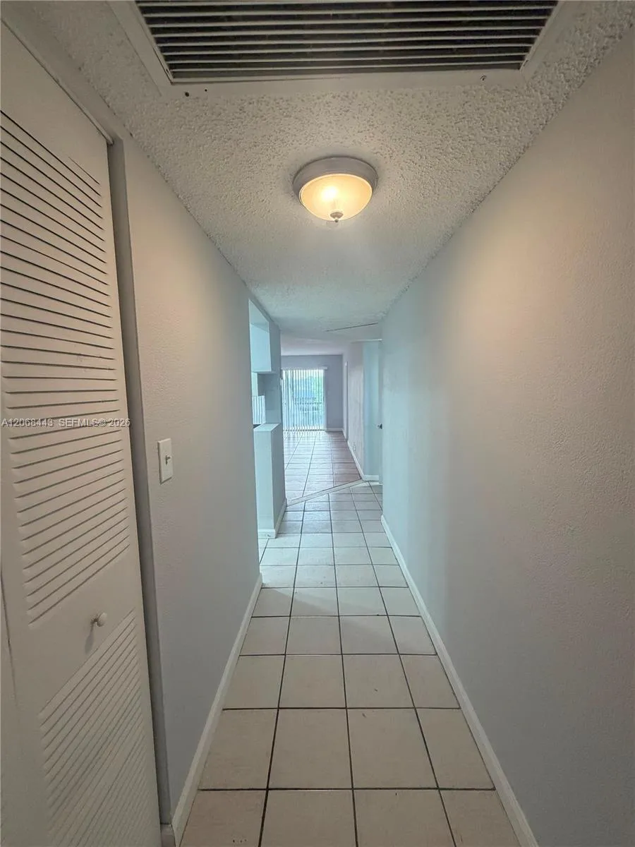 8020 Colony Cir N #306 Tamarac, FL 33321