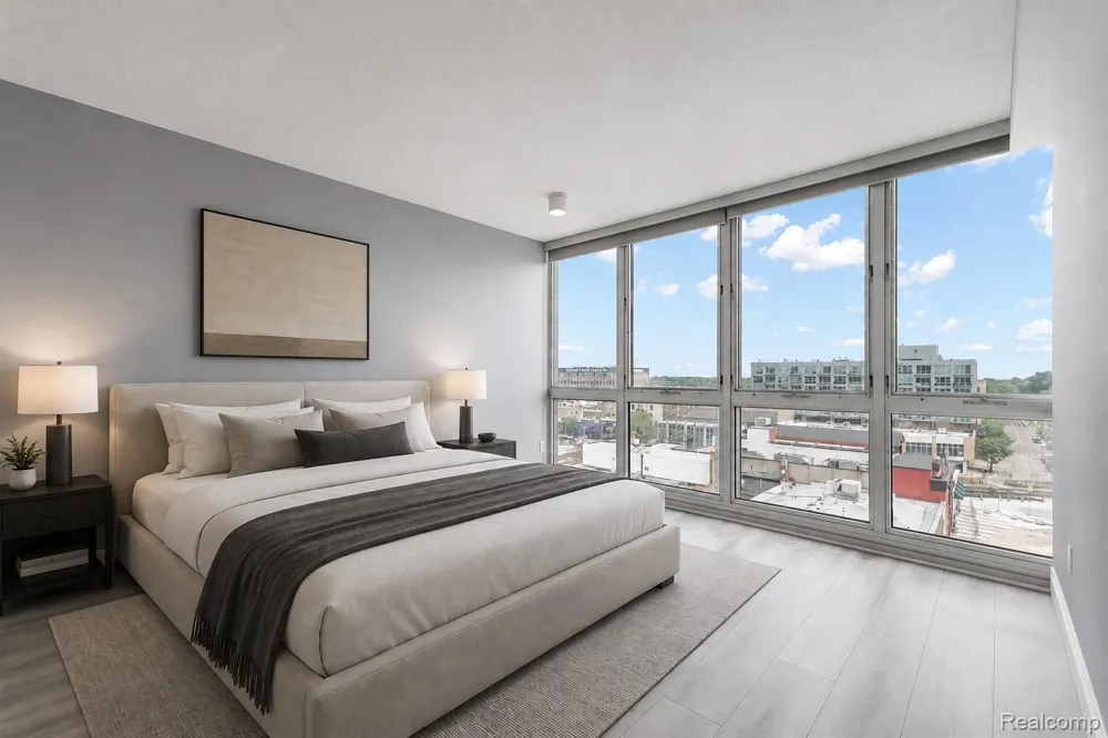 432 S WASHINGTON AVENUE #703 Royal Oak City, MI 48067