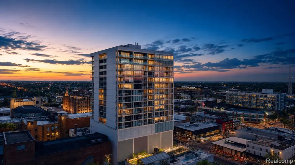 432 S WASHINGTON AVENUE #703 Royal Oak City, MI 48067