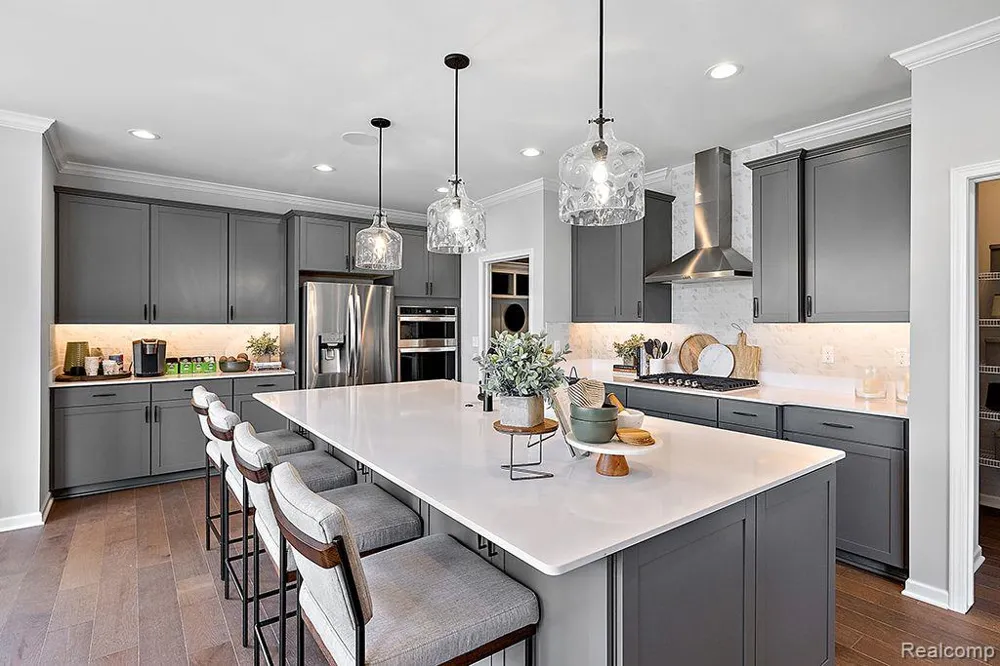 6190 Parker Drive Fenton City, MI 48451