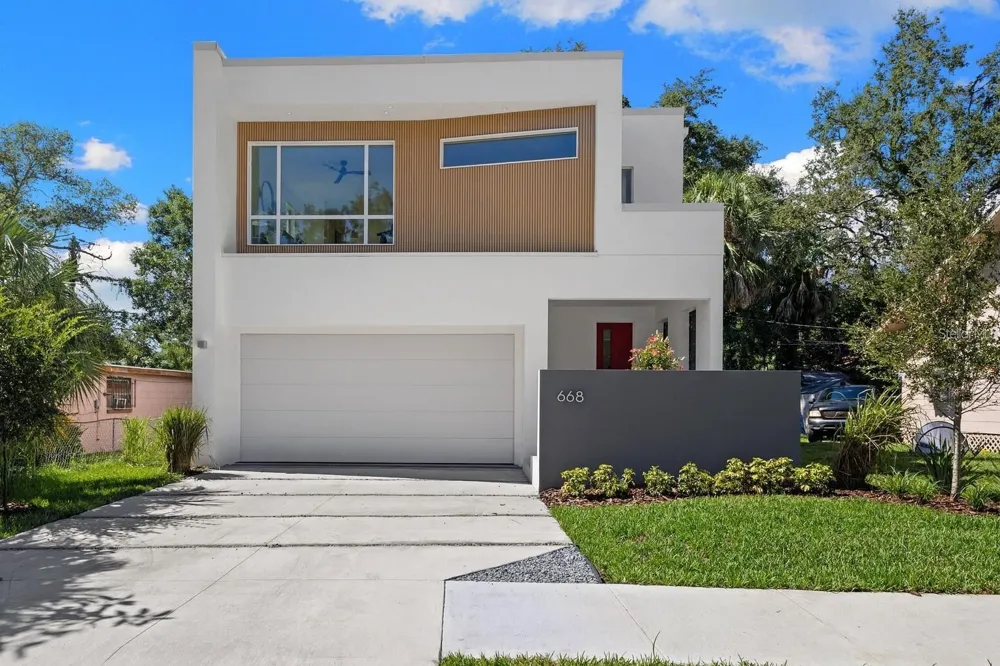 668 NEWTON AVENUE S St Petersburg, FL 33701
