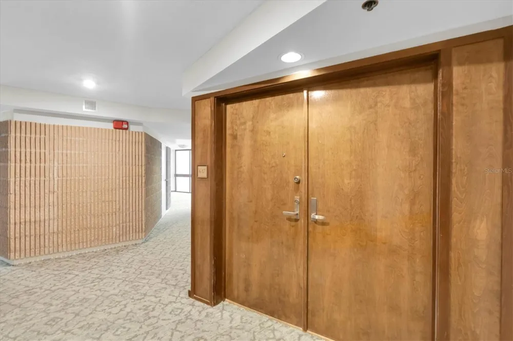 1600 GULF BOULEVARD #617 Clearwater Beach, FL 33767