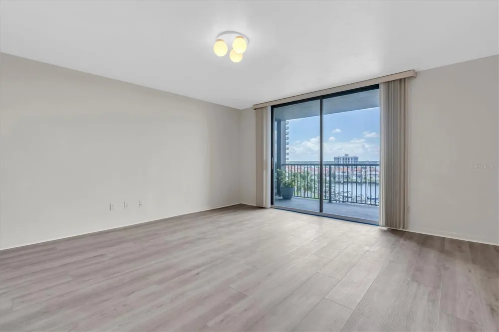 1600 GULF BOULEVARD #617 Clearwater Beach, FL 33767