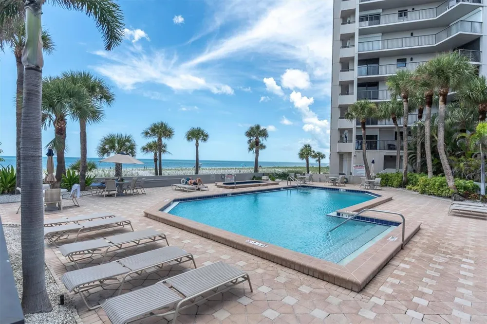 1600 GULF BOULEVARD #617 Clearwater Beach, FL 33767