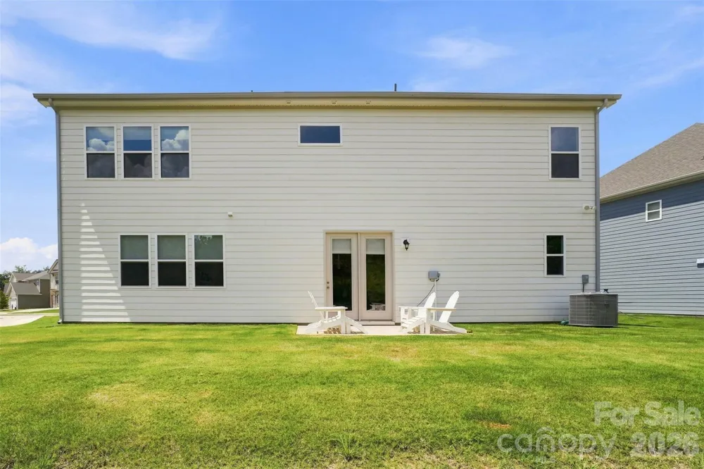 220 E Warfield Drive Mooresville, NC 28115