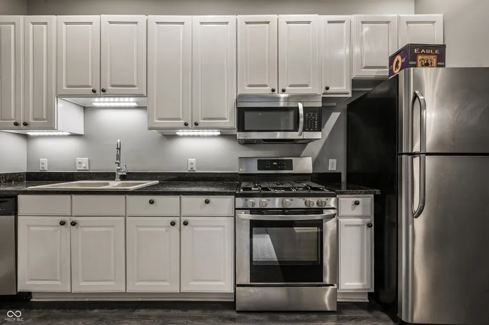 706 Massachusetts Avenue #202 Indianapolis, IN 46204