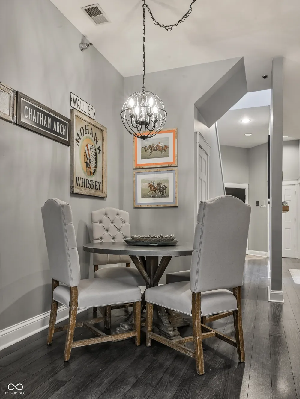 706 Massachusetts Avenue #202 Indianapolis, IN 46204