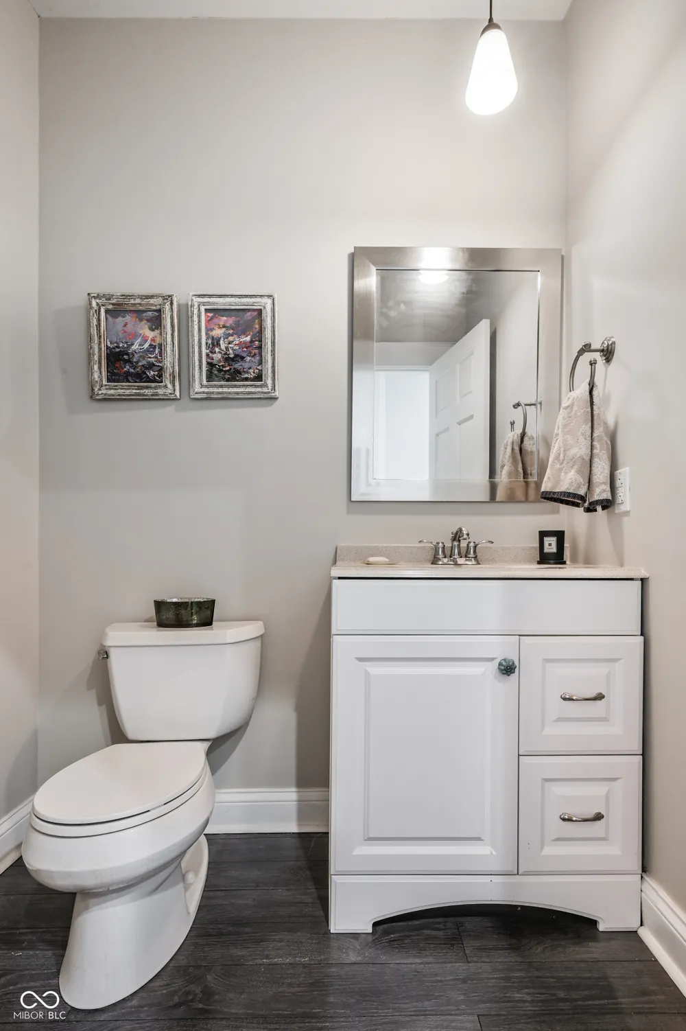 706 Massachusetts Avenue #202 Indianapolis, IN 46204
