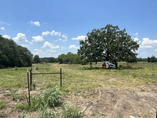 CR 15580 Paris, TX 75462