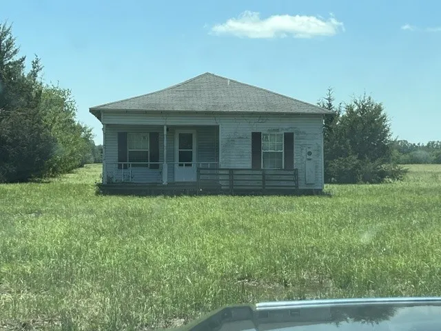 CR 15580 Paris, TX 75462
