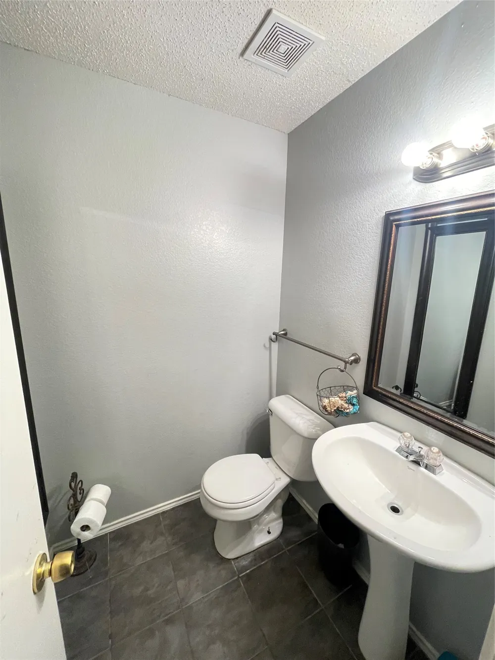 1222 Mcmillan Drive Cedar Hill, TX 75104