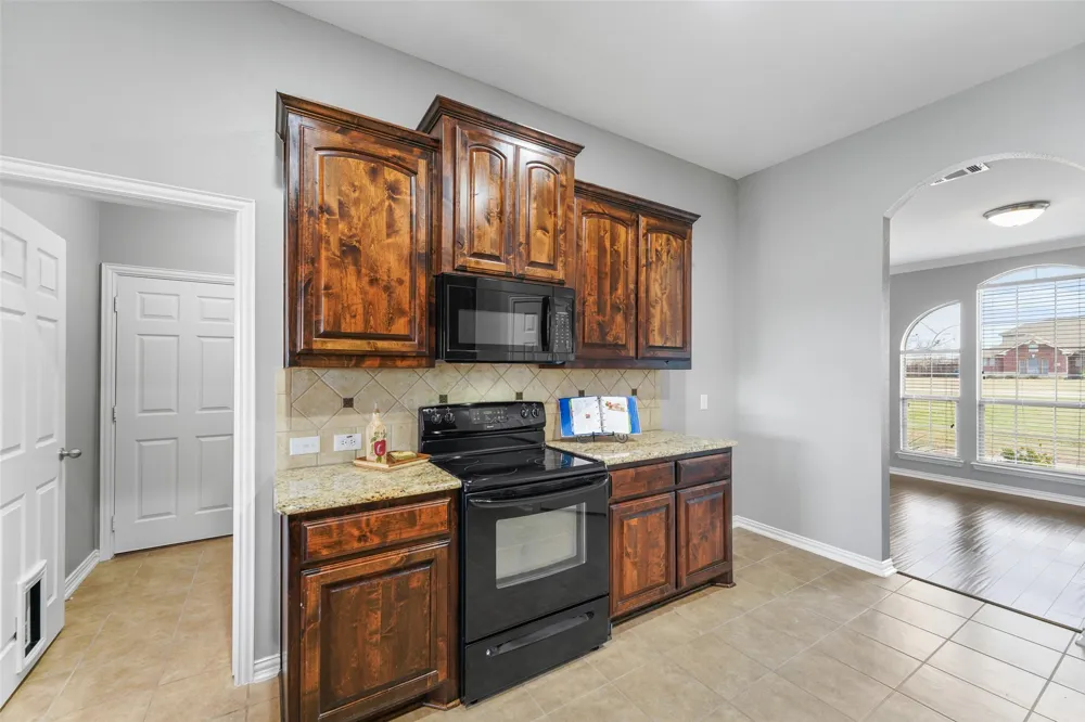 101 Paddock Lane McLendon Chisholm, TX 75032
