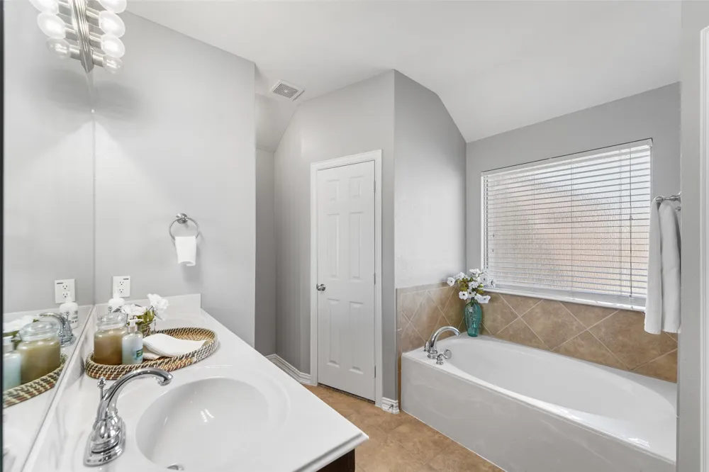 101 Paddock Lane McLendon Chisholm, TX 75032