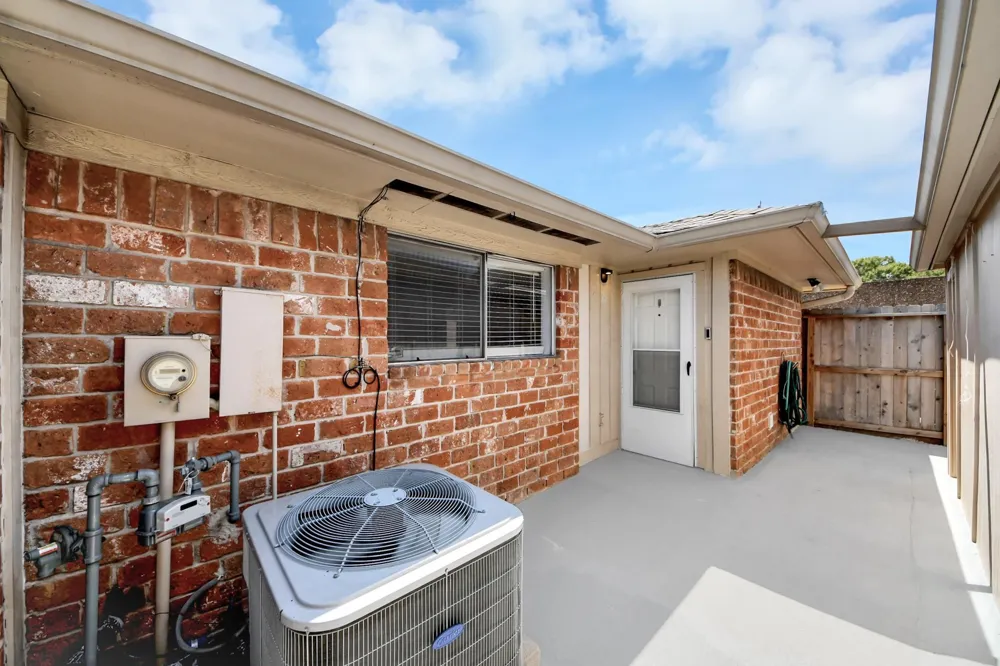 18 Barcelona Court Missouri City, TX 77459