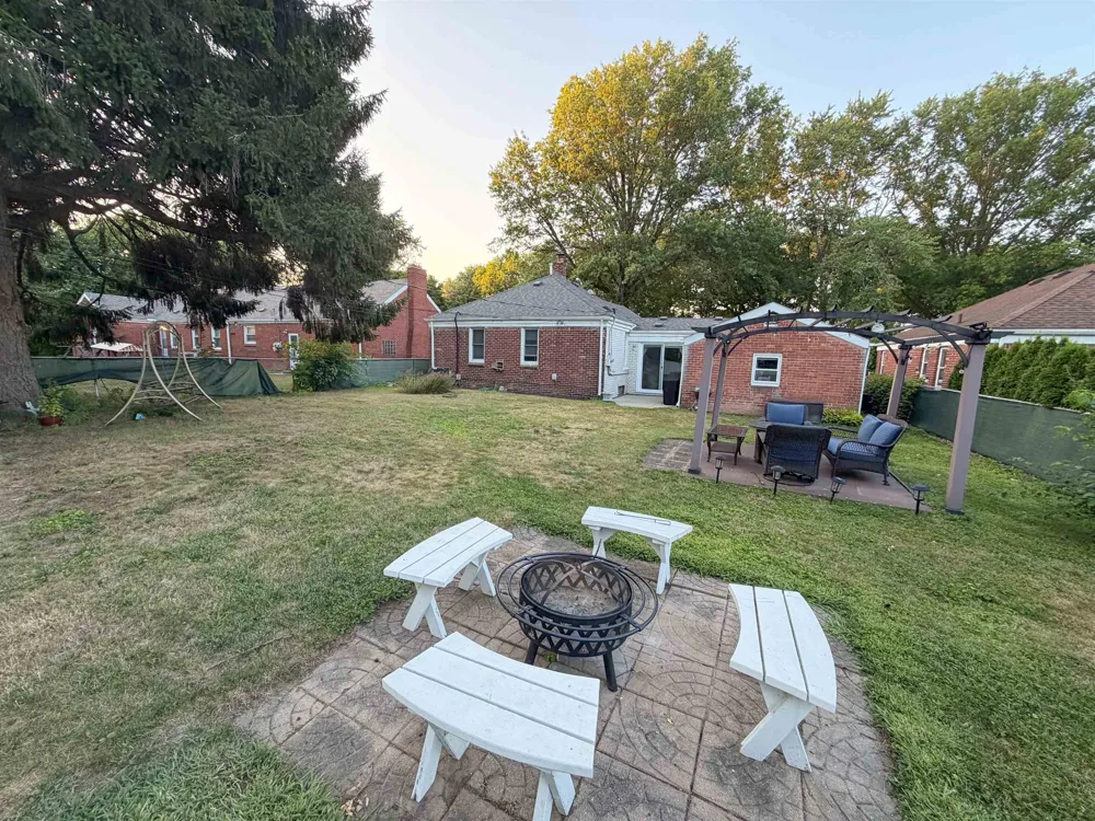 22100 O'Connor Street St Clair Shores City, MI 48080
