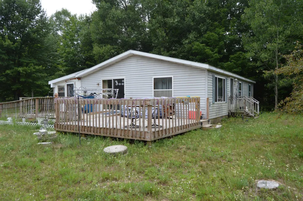 14441 Woods Trail Springdale Township, MI 49683