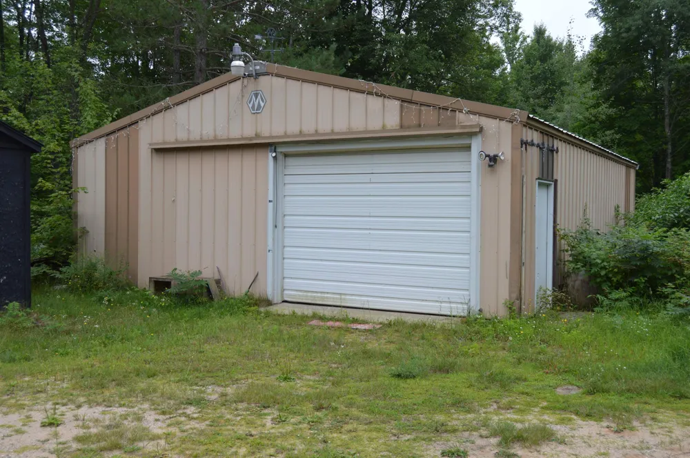 14441 Woods Trail Springdale Township, MI 49683