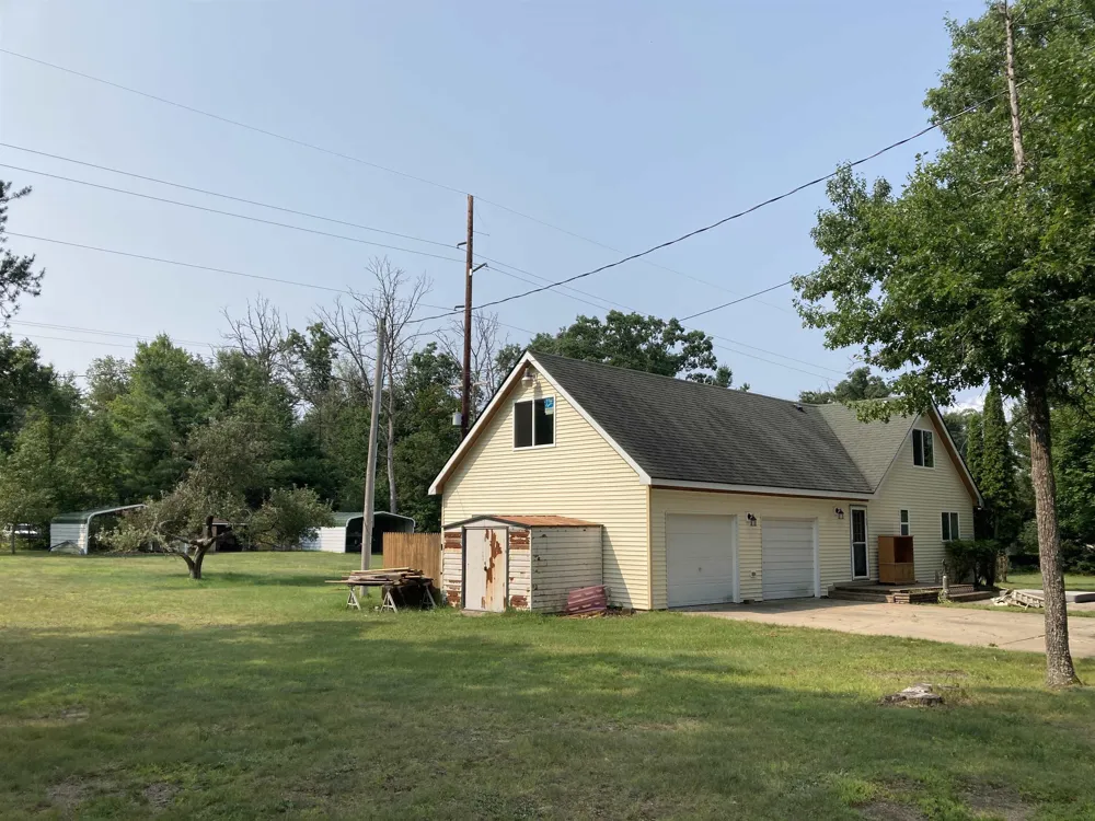 3631 W Rose City Road Foster Township, MI 48661
