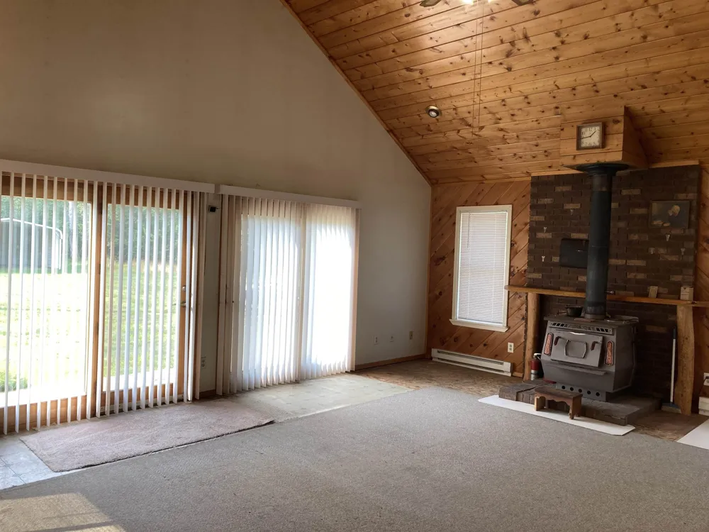 3631 W Rose City Road Foster Township, MI 48661