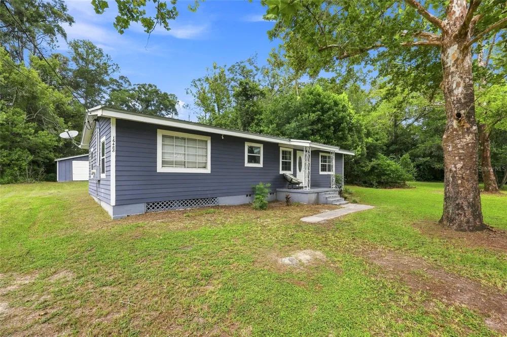 16488 SW 139TH AVENUE Archer, FL 32618