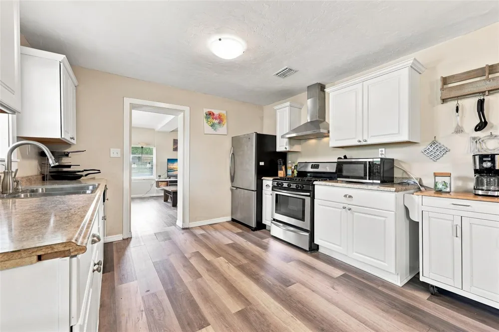16488 SW 139TH AVENUE Archer, FL 32618