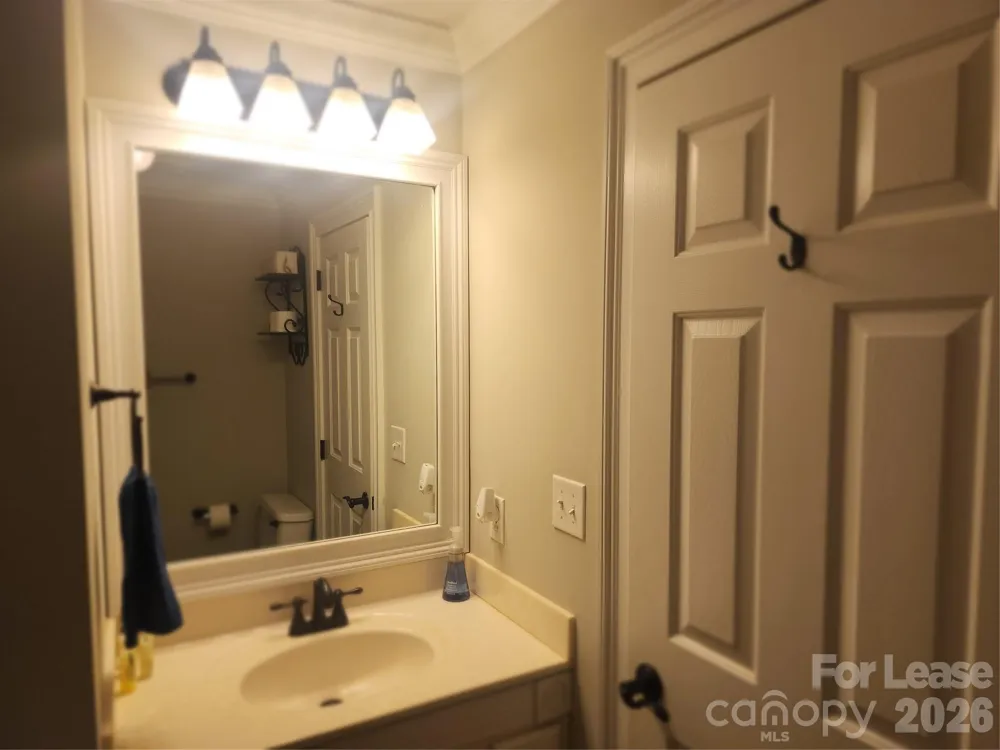 1205 Torrence Circle Davidson, NC 28036