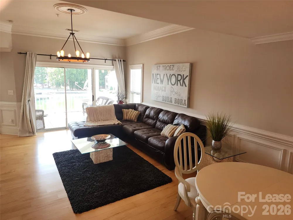1205 Torrence Circle Davidson, NC 28036