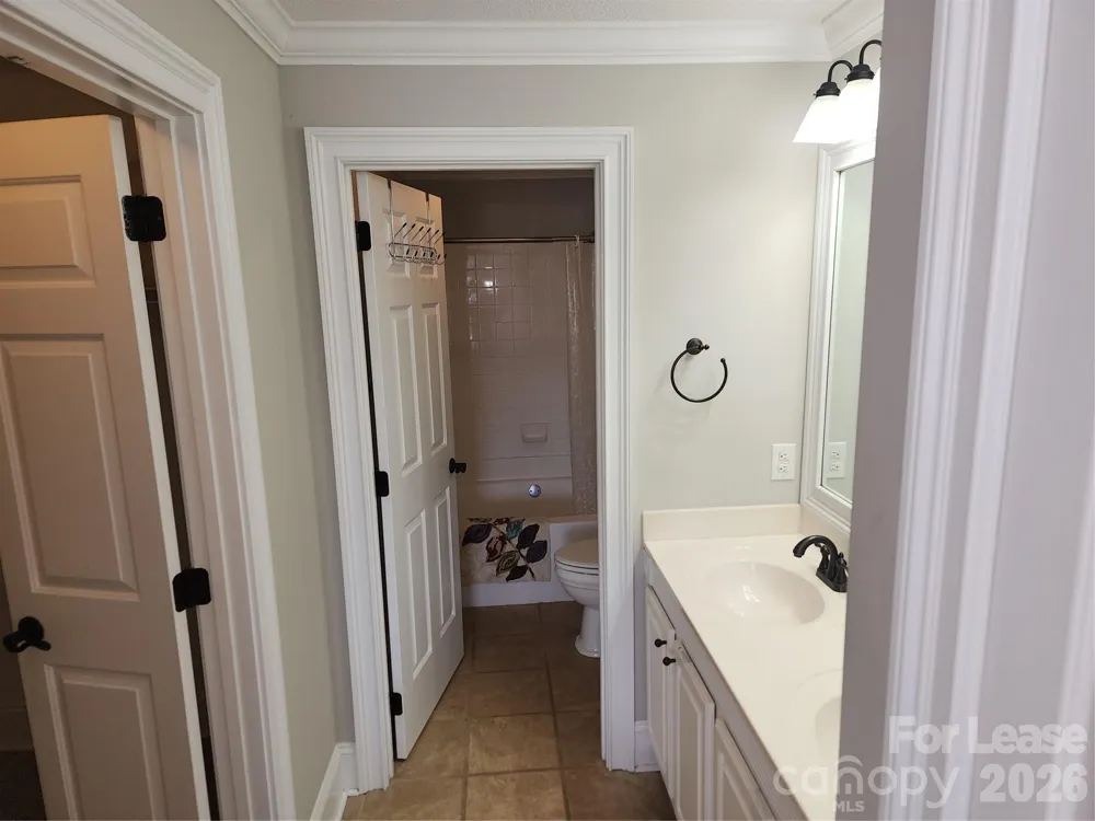 1205 Torrence Circle Davidson, NC 28036