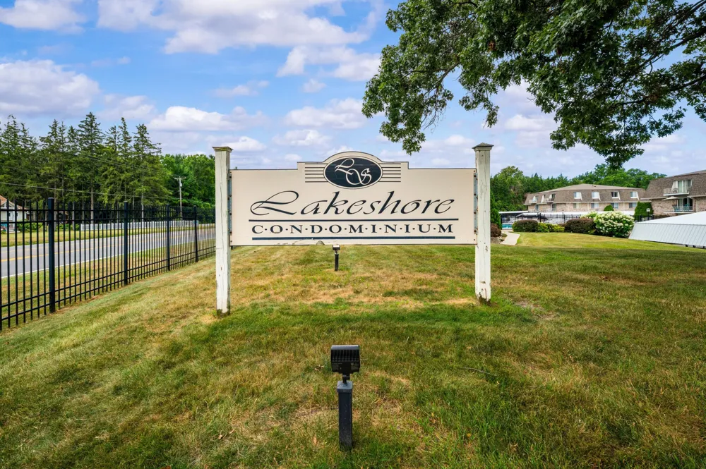3622 Lakeshore Dr. Drive #g12 St. Joseph, MI 49085