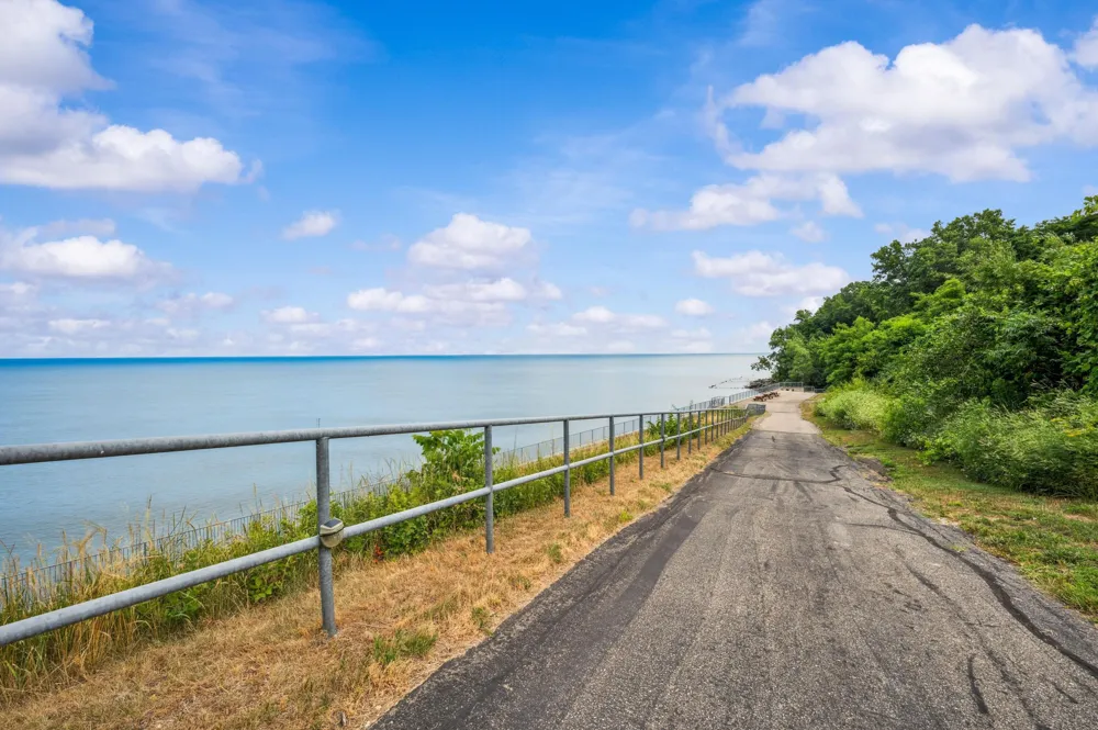 3622 Lakeshore Dr. Drive #g12 St. Joseph, MI 49085