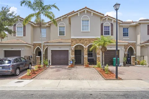 8906 SW 224th Ter