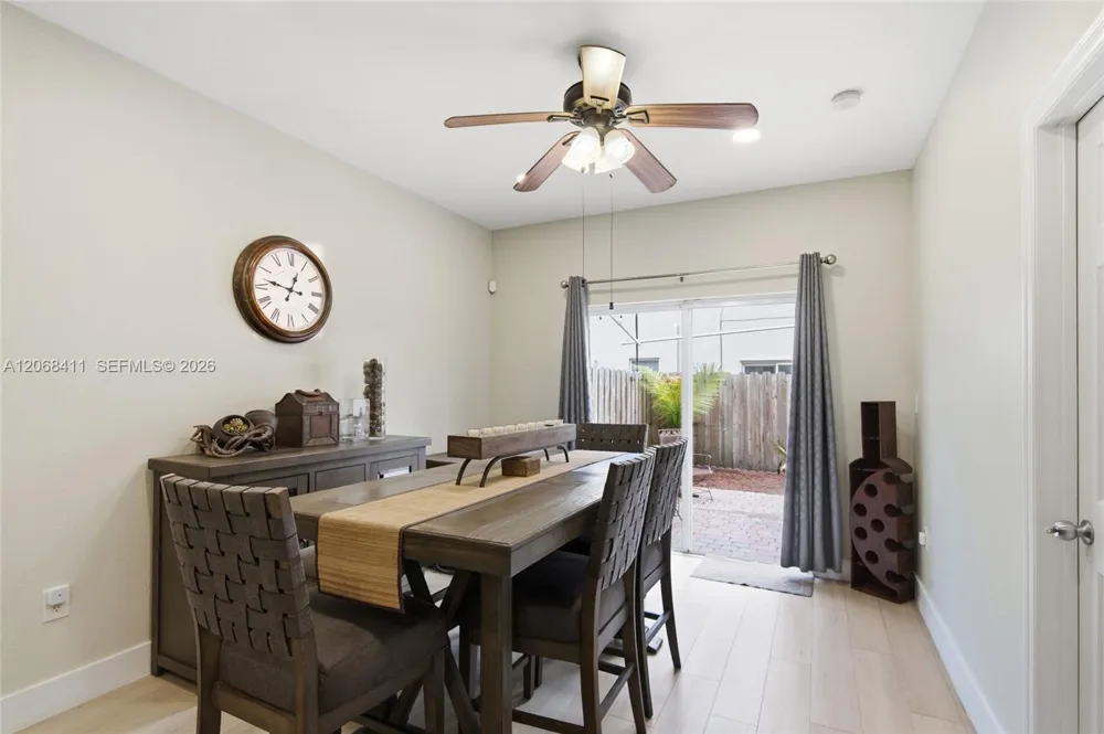 8906 SW 224th Ter Cutler Bay, FL 33190