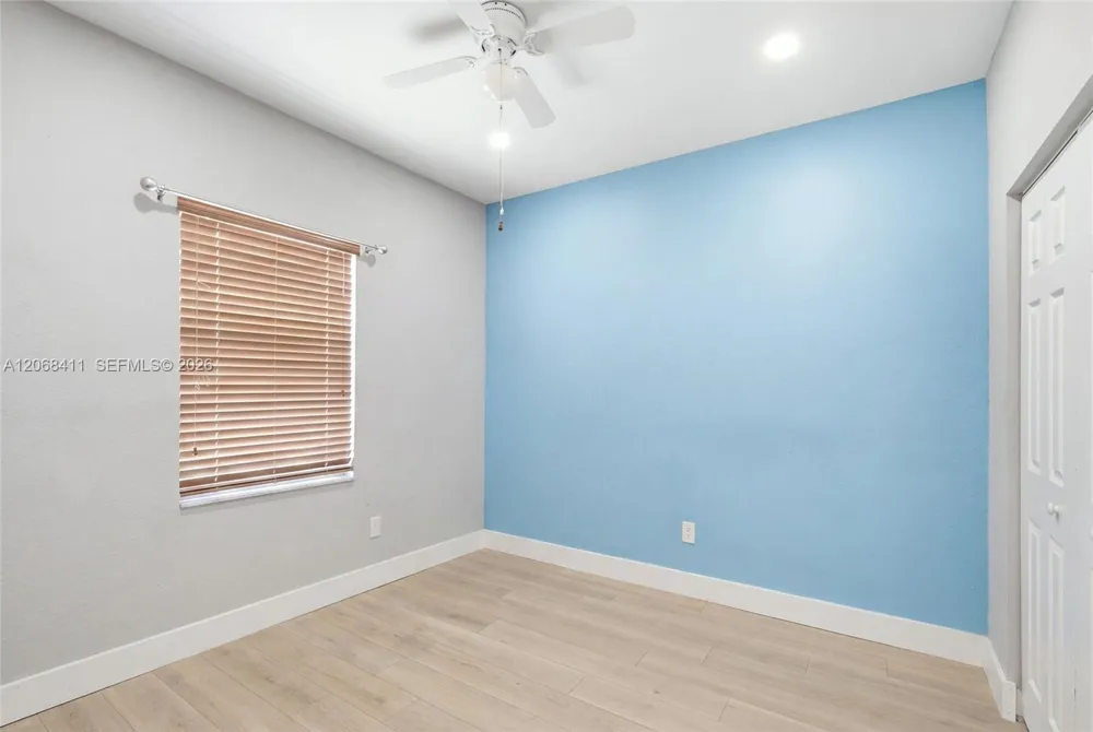 8906 SW 224th Ter Cutler Bay, FL 33190