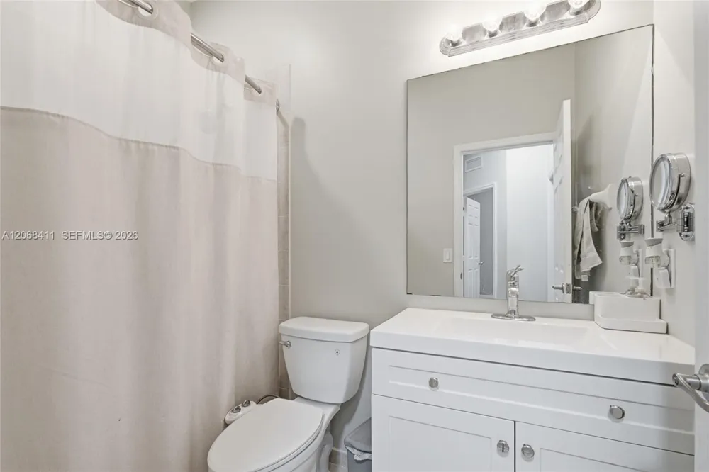 8906 SW 224th Ter Cutler Bay, FL 33190