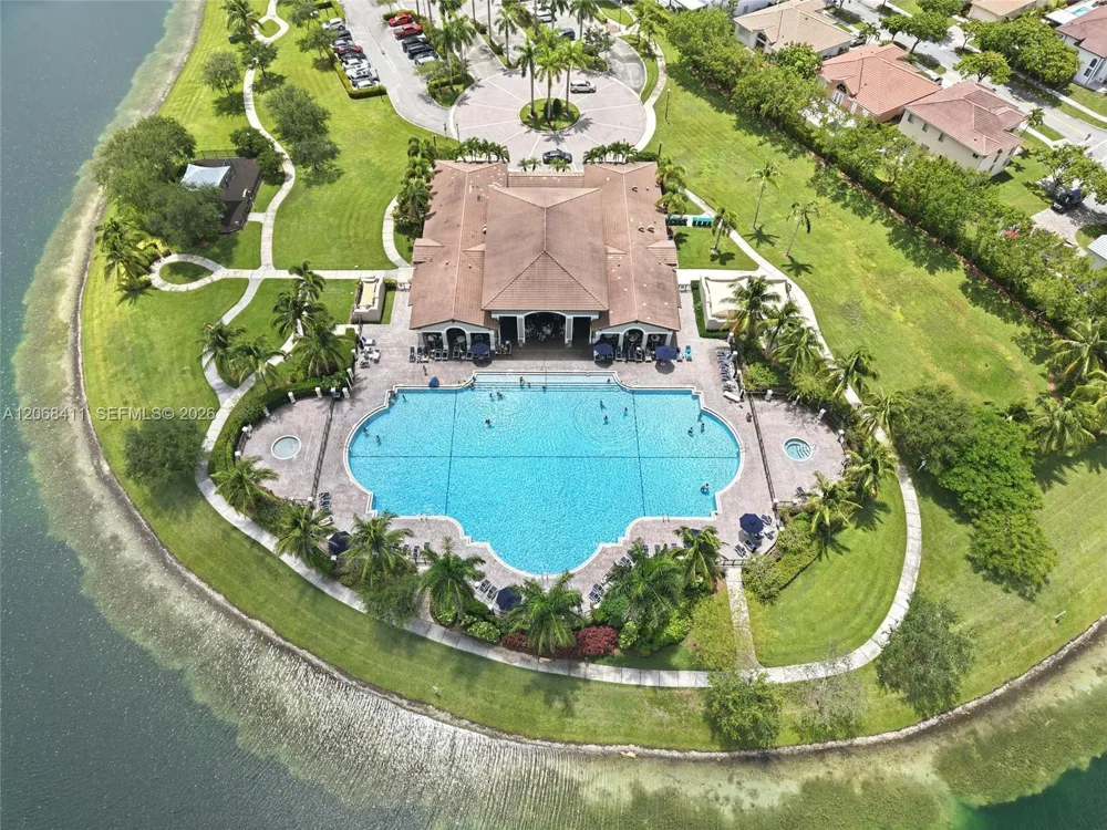 8906 SW 224th Ter Cutler Bay, FL 33190